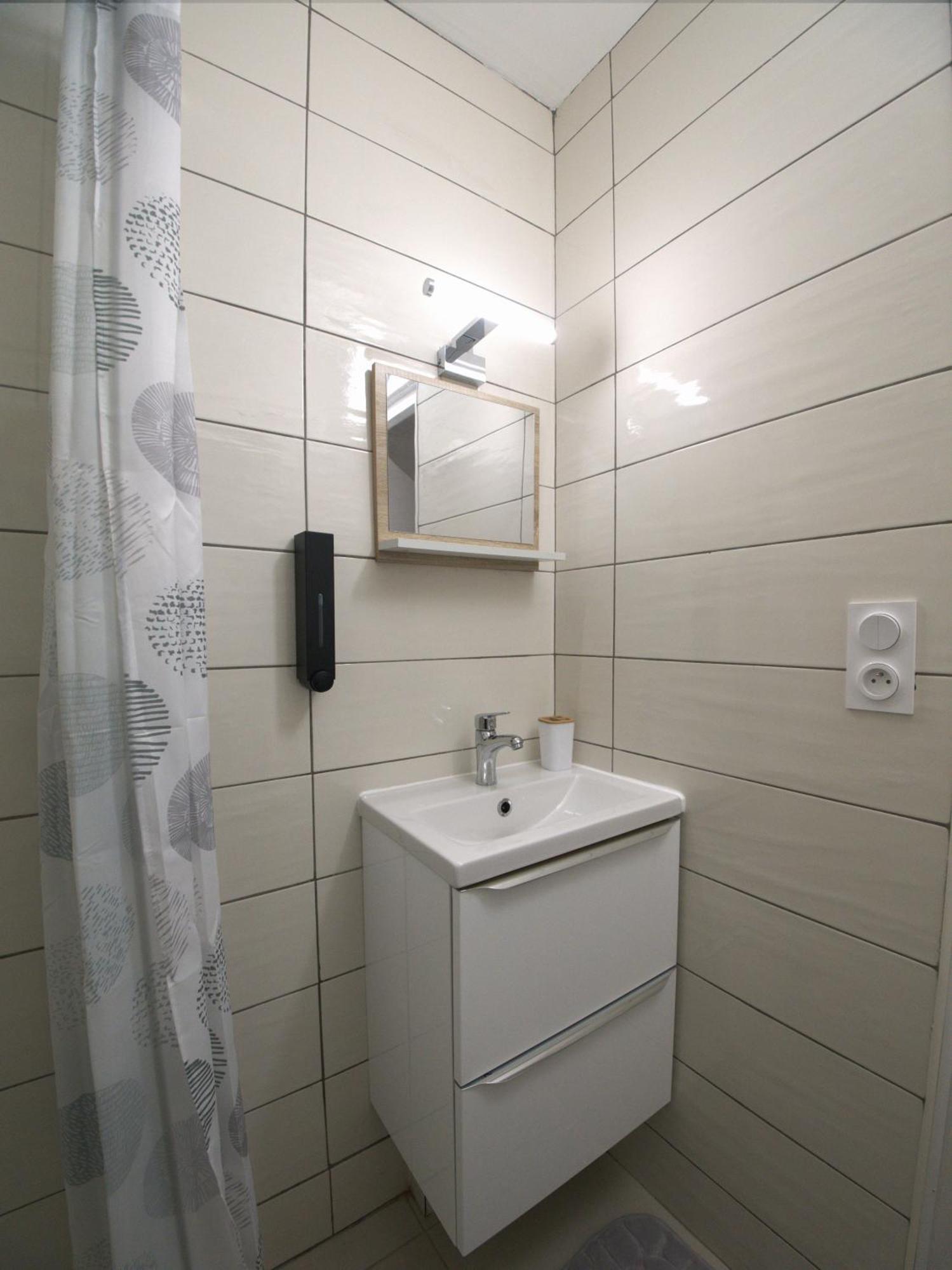 Paradise Apartment Near Downtown Lake & Free Parking - Local Bike Анси Экстерьер фото